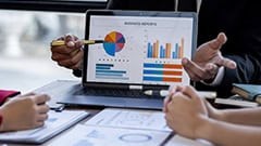 Αξιολόγηση Επενδύσεων και Στρατηγικές Διαχείρισης Χαρτοφυλακίων